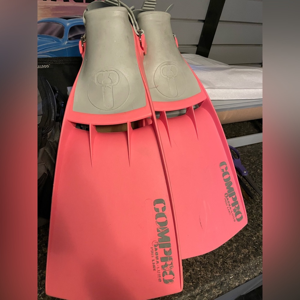 COMPRO Pink Diving Fins